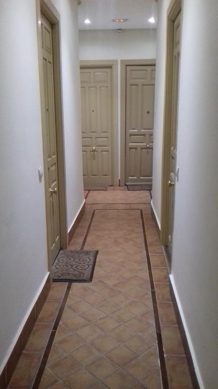 Apartamentos Dali Madrid Ngoại thất bức ảnh