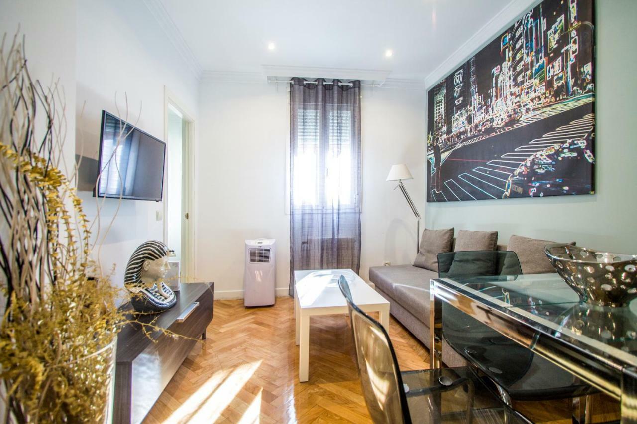 Apartamentos Dali Madrid Ngoại thất bức ảnh